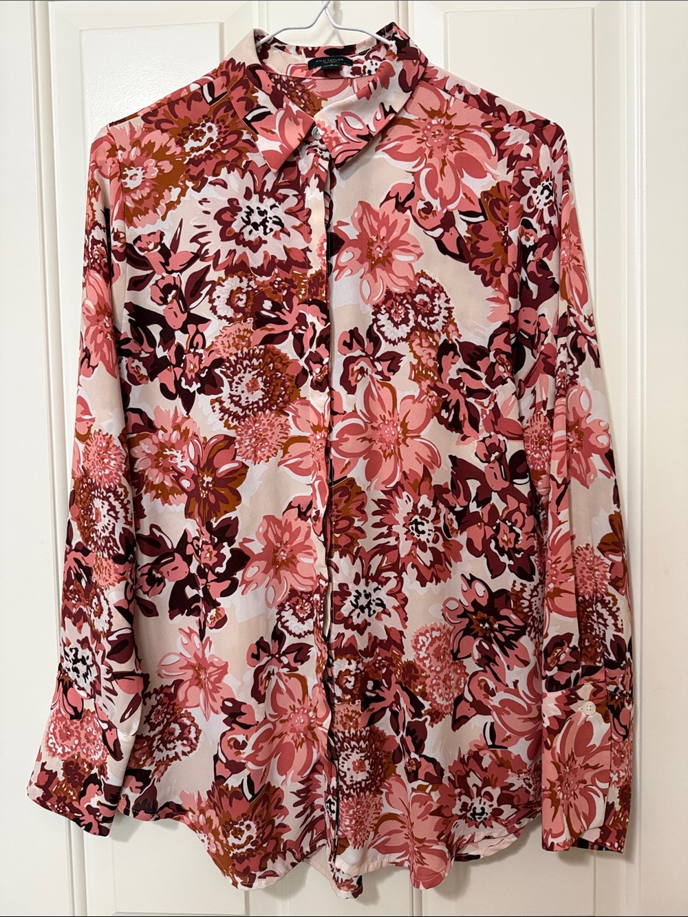 Ann Taylor Factory Pink Multi Floral Button-Down Blouse, Medium